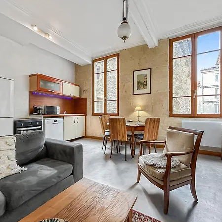 Evasion Chic Pres Des Arenes De Apartmán